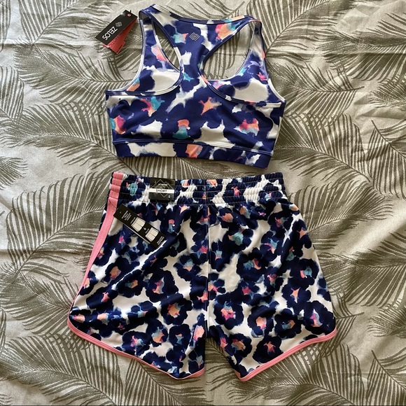 Zelos Printed Sports Bra and Tulip Hem Shorts Set - Picture 7 of 11